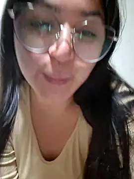 Snapshot of morena95_ chatting on June 22, 2026, 2:17 am morena95 online show from June 22, 2026, 2:17 am