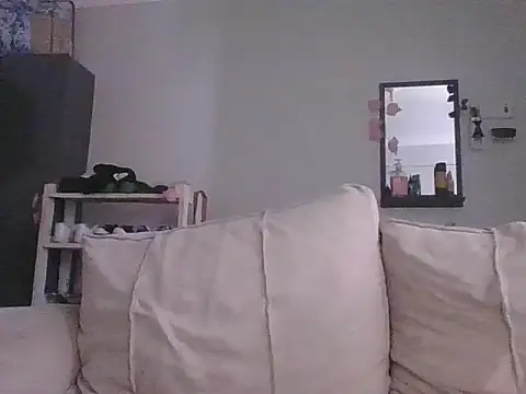 Snapshot of redvelvetsasha chatting on June 2, 2026, 8:14 am redvelvetsasha online show from June 2, 2026, 8:14 am