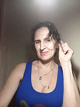 Snapshot of Alene_Lorrie chatting on June 16, 2026, 11:32 am Alene Lorrie online show from June 16, 2026, 11:32 am