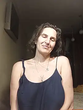 Snapshot of Alene_Lorrie chatting on June 17, 2026, 8:52 pm Alene Lorrie online show from June 17, 2026, 8:52 pm
