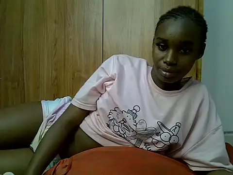 Vsexie online show from July 9, 2026, 7:24 pm