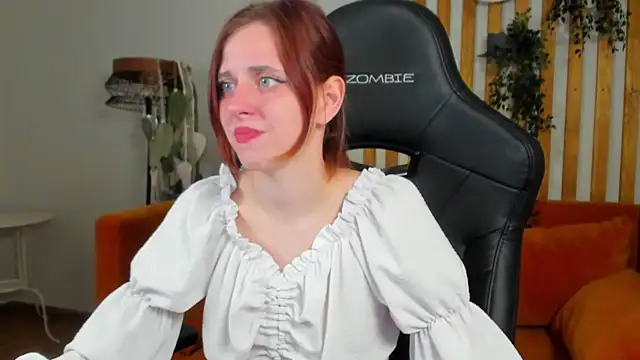 Snapshot of FreyaVeys chatting on July 4, 2026, 5:03 am FreyaVeys online show from July 4, 2026, 5:03 am