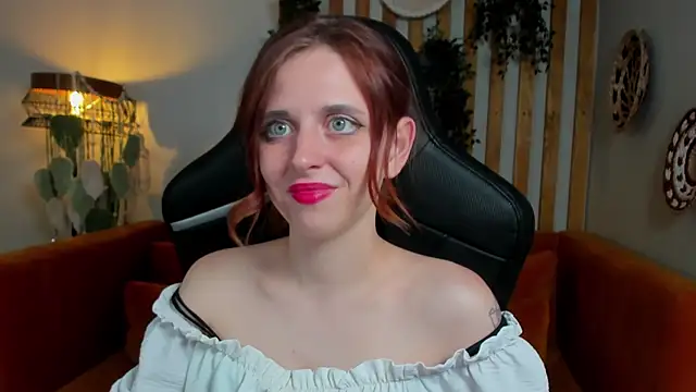 Snapshot of FreyaVeys chatting on July 11, 2026, 5:13 pm FreyaVeys online show from July 11, 2026, 5:13 pm