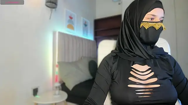 Snapshot of _SweetAmira_ chatting on May 30, 2026, 1:34 am SweetAmira online show from May 30, 2026, 1:34 am