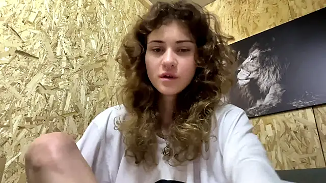 Snapshot of HarmonyShulman chatting on May 22, 2026, 8:01 am HarmonyShulman online show from May 22, 2026, 8:01 am