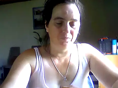 AniaCool77 online show from June 18, 2026, 9:14 am