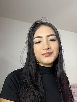 Amelie rouse online show from August 5, 2026, 6:46 pm