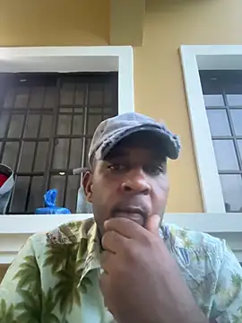 Snapshot of rafa037 chatting on June 16, 2026, 11:27 pm rafa037 online show from June 16, 2026, 11:27 pm