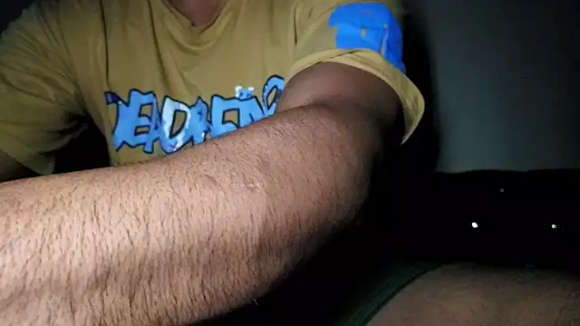 Snapshot of psexplr chatting on November 17, 2025, 7:40 pm psexplr online show from November 17, 2025, 7:40 pm