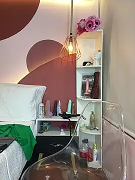 Snapshot of Valkiriia_wiine chatting on June 17, 2026, 2:33 am Valkiriia wiine online show from June 17, 2026, 2:33 am