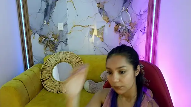 Snapshot of Cami_monroe_m chatting on May 27, 2026, 3:41 pm Cami monroe m online show from May 27, 2026, 3:41 pm