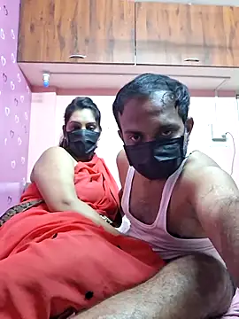 Snapshot of Hornyreshma chatting on June 3, 2026, 10:49 am Hornyreshma online show from June 3, 2026, 10:49 am