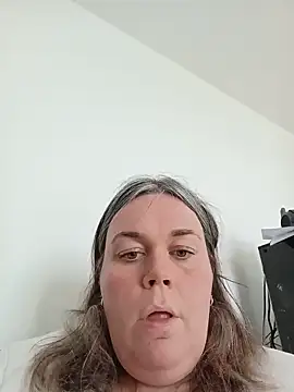 Snapshot of chattedebretagne chatting on June 4, 2026, 6:12 pm chattedebretagne online show from June 4, 2026, 6:12 pm