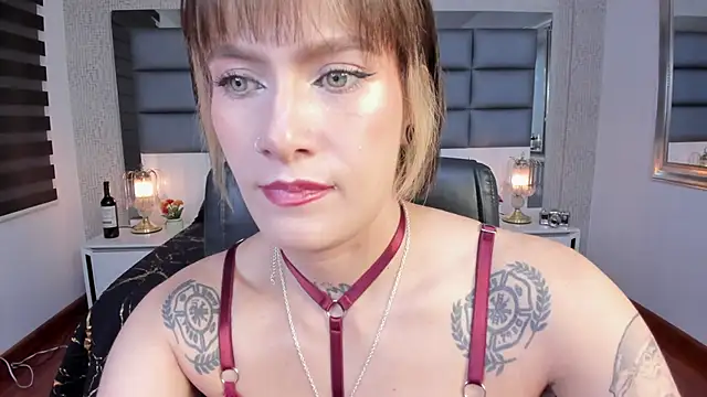 Snapshot of Mrs_Regina_clk chatting on June 13, 2026, 4:10 am Mrs Regina clk online show from June 13, 2026, 4:10 am