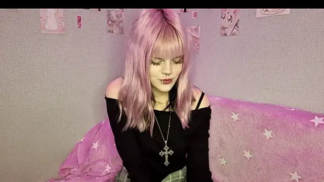 Snapshot of VelvetAlice chatting on June 12, 2026, 9:23 pm VelvetAlice online show from June 12, 2026, 9:23 pm