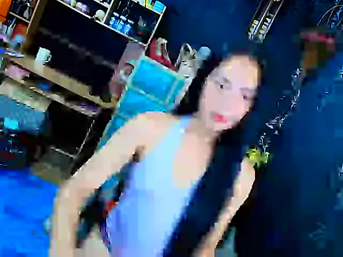 Snapshot of JillianWard17 chatting on May 30, 2026, 2:44 pm JillianWard17 online show from May 30, 2026, 2:44 pm