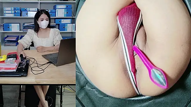 Julie-Rosee online show from July 10, 2026, 4:01 am