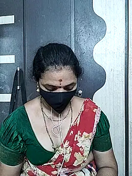 Snapshot of Leela_555 chatting on May 30, 2026, 2:23 pm Leela 555 online show from May 30, 2026, 2:23 pm