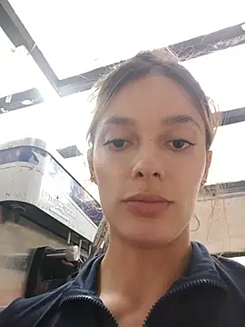 Snapshot of karenarango chatting on July 4, 2026, 10:14 pm karenarango online show from July 4, 2026, 10:14 pm