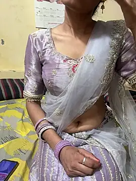Snapshot of bold_priya chatting on July 22, 2026, 1:29 am bold priya online show from July 22, 2026, 1:29 am