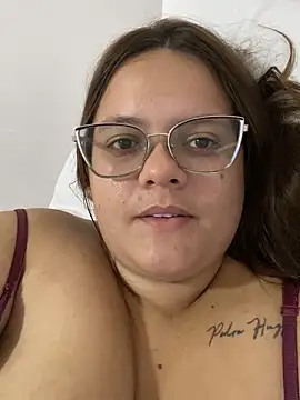 Snapshot of Laryssinha_69 chatting on June 18, 2026, 6:35 pm Laryssinha 69 online show from June 18, 2026, 6:35 pm