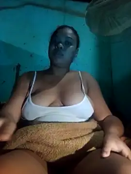 mygatinha69 online show from June 19, 2026, 10:36 pm