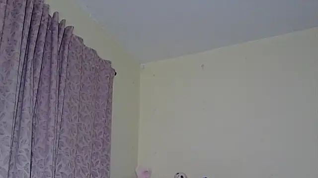 Snapshot of Kali_Hel chatting on July 8, 2026, 4:24 am Kali Hel online show from July 8, 2026, 4:24 am