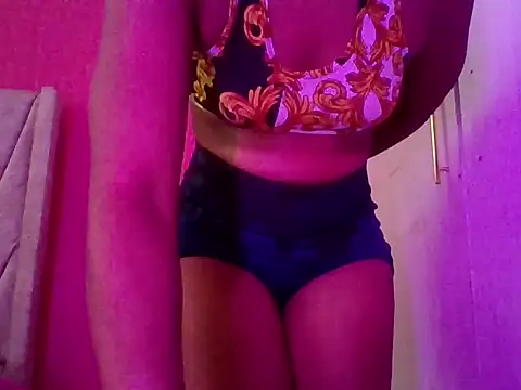 Snapshot of thaisleen chatting on June 26, 2026, 5:02 am thaisleen online show from June 26, 2026, 5:02 am