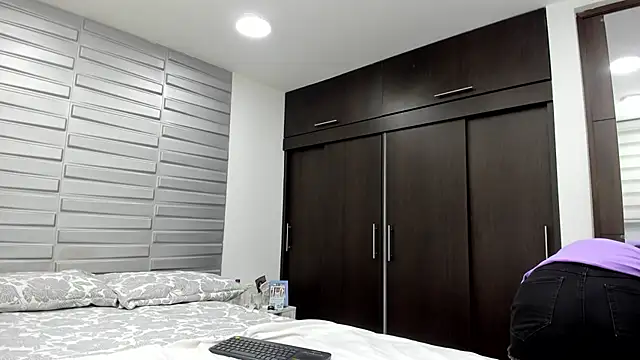 XimenaRose online show from July 14, 2026, 12:54 am