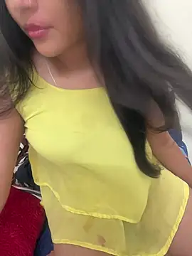 Snapshot of Aalya_B chatting on July 29, 2026, 1:43 pm Aalya B online show from July 29, 2026, 1:43 pm