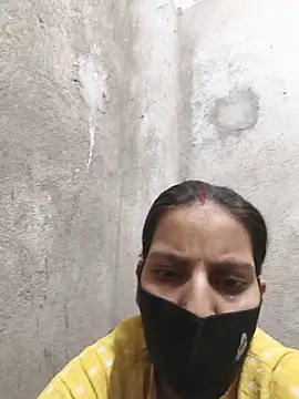 Snapshot of Neha-ji chatting on June 19, 2026, 12:27 am Neha-ji online show from June 19, 2026, 12:27 am