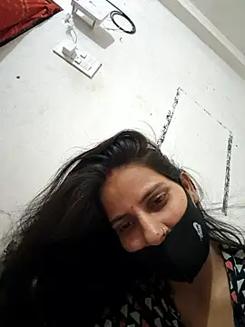 Snapshot of Neha-ji chatting on June 15, 2026, 4:23 am Neha-ji online show from June 15, 2026, 4:23 am