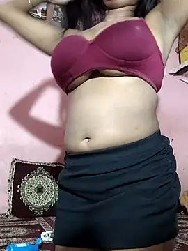 Snapshot of Miss_Fiza chatting on June 2, 2026, 6:35 am Miss Fiza online show from June 2, 2026, 6:35 am