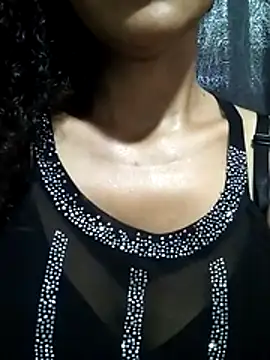 Snapshot of kiara-belle chatting on May 24, 2026, 5:57 pm kiara-belle online show from May 24, 2026, 5:57 pm