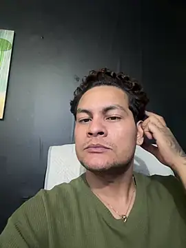 Snapshot of Damon_10 chatting on June 9, 2026, 4:13 am Damon 10 online show from June 9, 2026, 4:13 am
