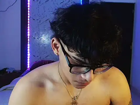 Snapshot of Mr_yisuzz chatting on June 6, 2026, 11:48 am Mr yisuzz online show from June 6, 2026, 11:48 am