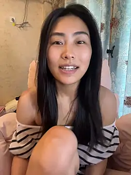 zhenzhen-888 online show from June 15, 2026, 6:57 am