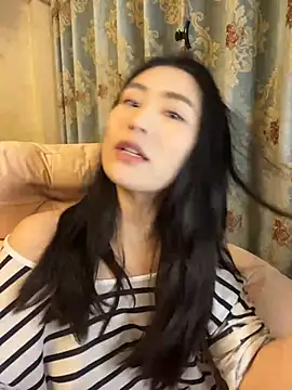 zhenzhen-888 online show from July 7, 2026, 3:26 pm