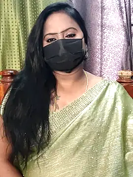 Snapshot of Meera_mia chatting on May 27, 2026, 9:05 am Meera mia online show from May 27, 2026, 9:05 am