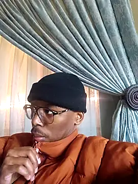 Snapshot of MbeshePTA chatting on July 6, 2026, 10:44 am MbeshePTA online show from July 6, 2026, 10:44 am