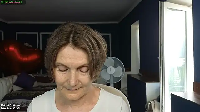 Snapshot of Mabel_Magic chatting on June 17, 2026, 12:15 pm Mabel Magic online show from June 17, 2026, 12:15 pm