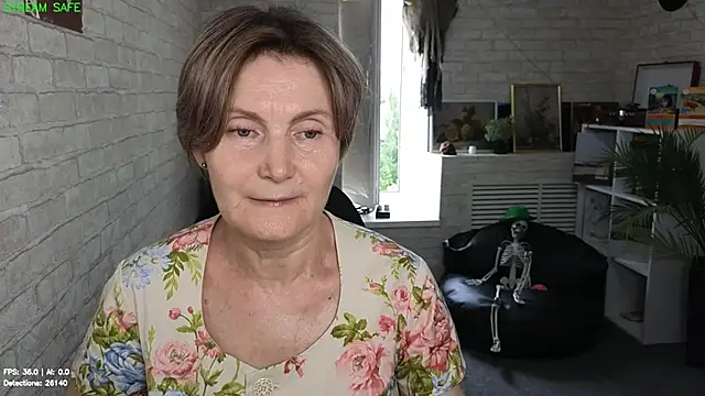 Snapshot of Mabel_Magic chatting on July 13, 2026, 12:04 pm Mabel Magic online show from July 13, 2026, 12:04 pm