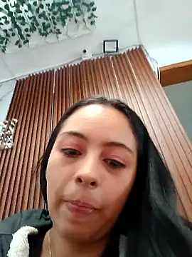 Snapshot of LuciiferBlack chatting on May 29, 2026, 12:11 pm LuciiferBlack online show from May 29, 2026, 12:11 pm
