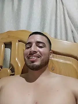 Snapshot of Fe01An01 chatting on June 14, 2026, 2:24 am Fe01An01 online show from June 14, 2026, 2:24 am