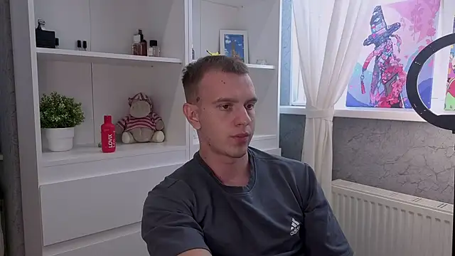 Max Kunn online show from July 3, 2026, 9:49 am