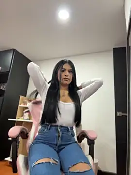 Snapshot of Baby_ciaraa1 chatting on May 31, 2026, 12:27 am Baby ciaraa1 online show from May 31, 2026, 12:27 am