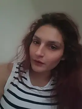 Snapshot of resstess chatting on June 17, 2026, 6:18 pm resstess online show from June 17, 2026, 6:18 pm