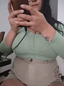 Snapshot of _natashaxxx_ chatting on June 17, 2026, 7:02 pm natashaxxx online show from June 17, 2026, 7:02 pm