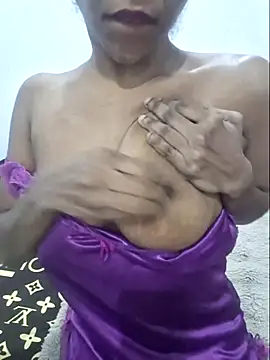 Snapshot of LUST_SL_BEAUTY chatting on July 15, 2026, 4:36 pm LUST SL BEAUTY online show from July 15, 2026, 4:36 pm