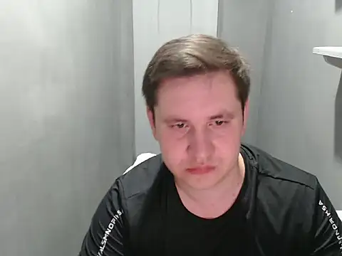Snapshot of Max_Marlyn chatting on June 24, 2026, 7:18 am Max Marlyn online show from June 24, 2026, 7:18 am